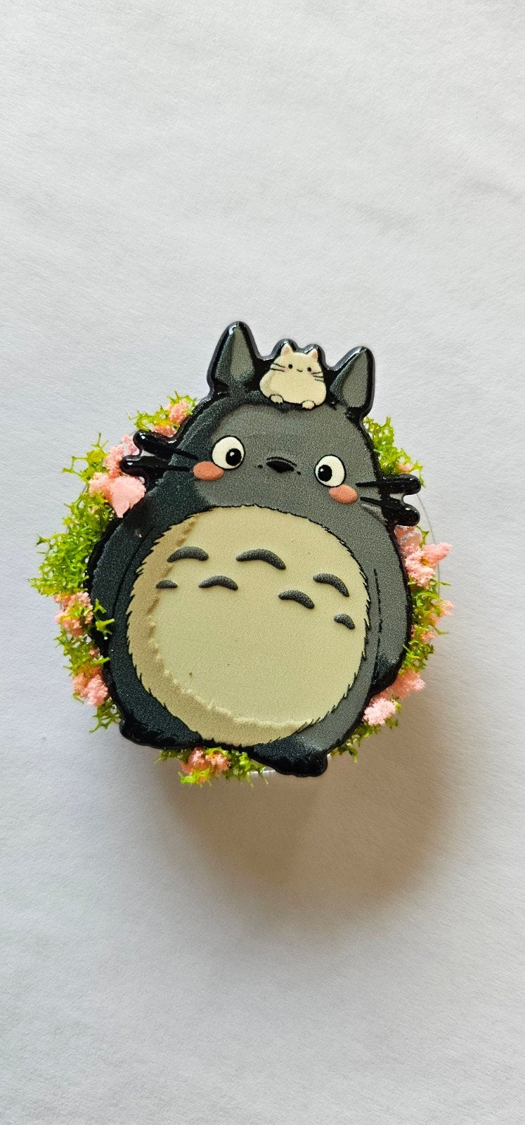 Totoro Telefoonhouder met Bloemen en Mos - PopSocket, Ophalen of Verzenden, Nieuw, Telefoonhanger of Accessoire, Universeel
