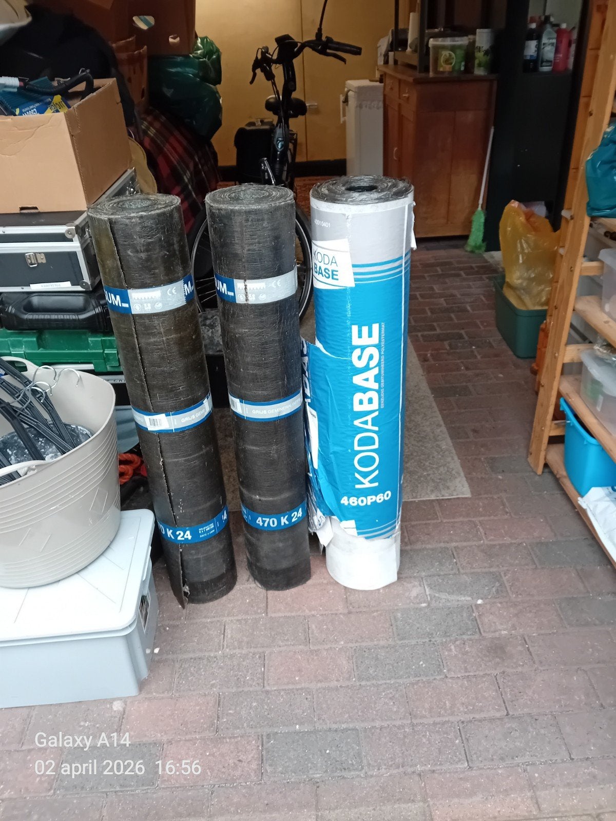 3 rollen dakbedekking 2 x toplaag 5 bij 1 mtr grijze leislag, Overige materialen, Zwart, Ophalen of Verzenden, 15 m² of meer