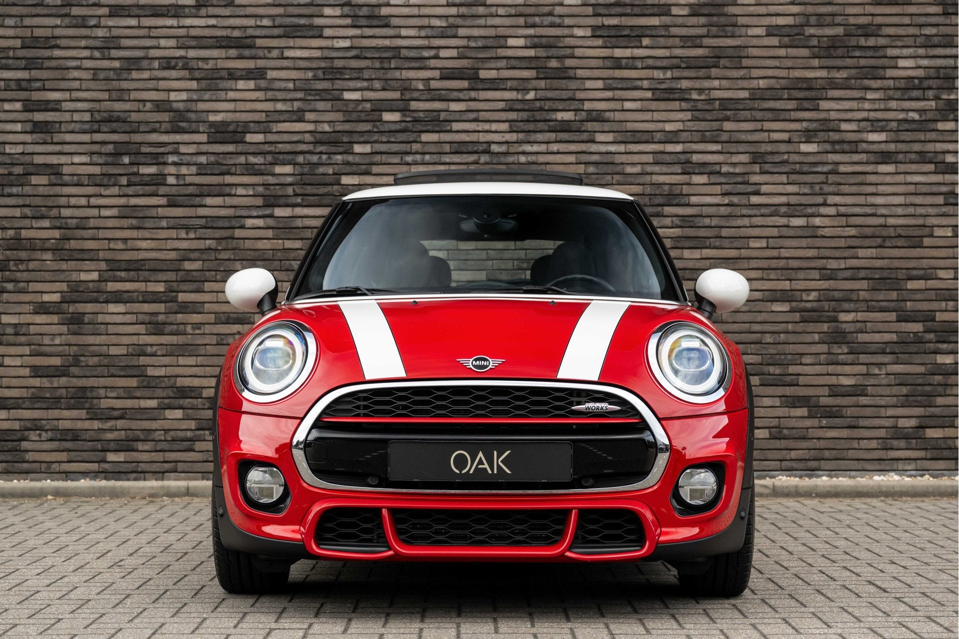 MINI 3-deurs 1.5 Cooper | JCW-Trim | Navigatie | Panorama |, Auto's, 136 pk, Gebruikt, 4 stoelen, Alcantara