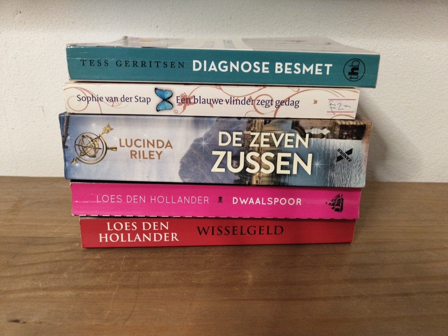 Boekenbundel 5 stuks: Tess Gerritsen, Lucinda Riley e.a., Boeken, Thrillers, Ophalen of Verzenden, Gelezen, Diverse, Lucinda Riley, Sophie van der Stap, Loes den Hollander