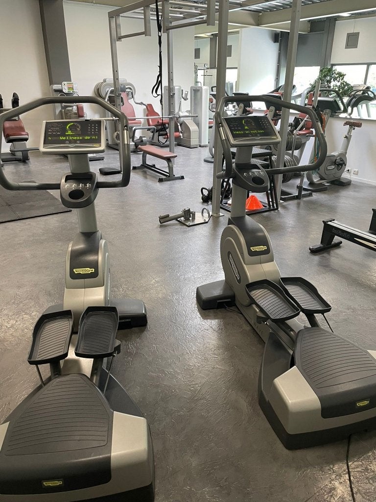 Technogym fitness apparaten spotprijzen!, Ophalen, Gebruikt, Benen, Overige typen