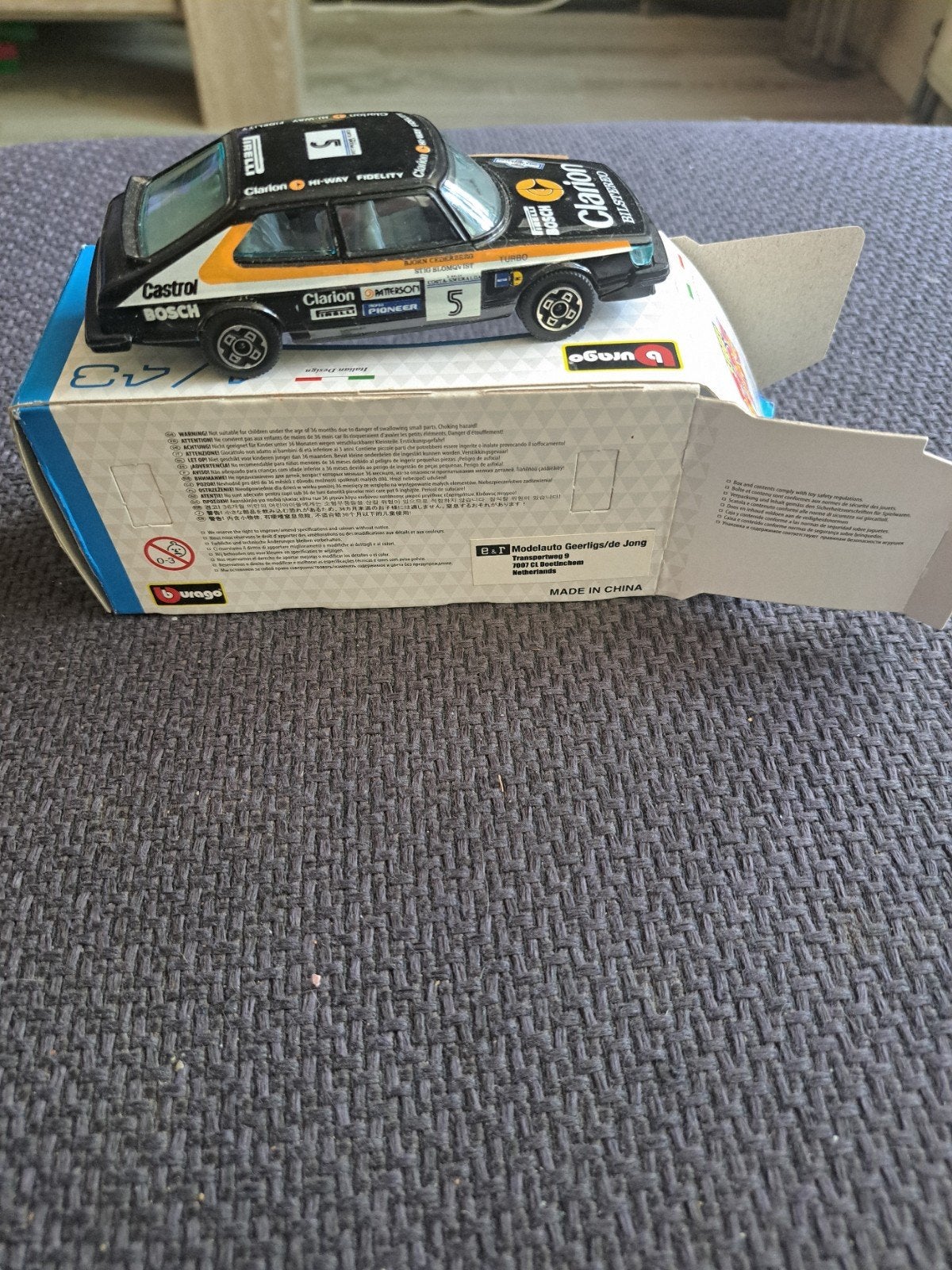 burago model saab 900 turbo, Overige merken, Auto, Ophalen of Verzenden, Zo goed als nieuw