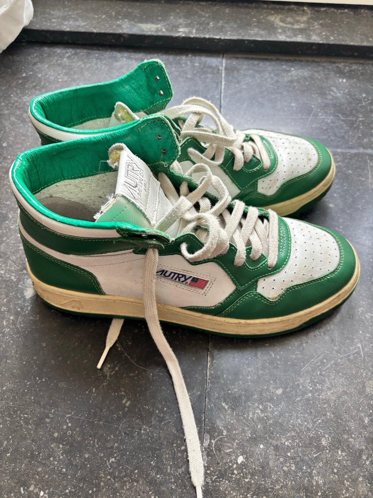 Autry Vintage Style Medalist Mid Sneaker Groen Maat 43, Ophalen of Verzenden, Gedragen, Overige kleuren, Sneakers of Gympen