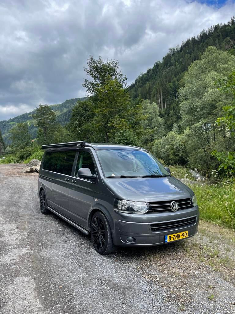 Volkswagen Caravelle 2.0 TDI 103KW AUT 2014 Grijs, Caravans en Kamperen, Campers, Automaat, Volkswagen, Diesel, Particulier