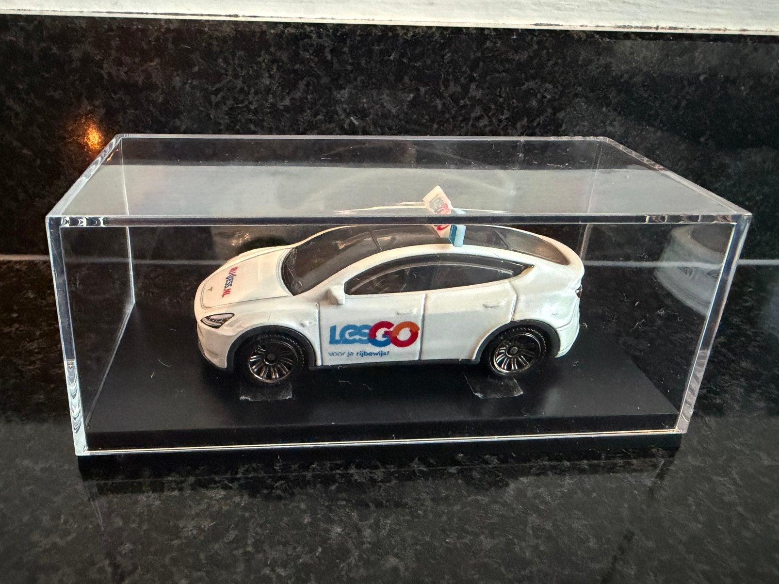 Matchbox Tesla Y model LesGo lesauto leswagen, Ophalen of Verzenden, Nieuw, Auto