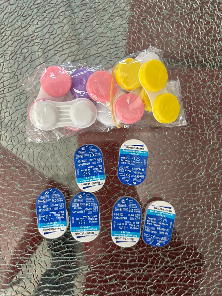 Maand Contactlenzen -3.25 6 stuks, Ophalen of Verzenden, Nieuw, Overige kleuren, Handen en Nagels