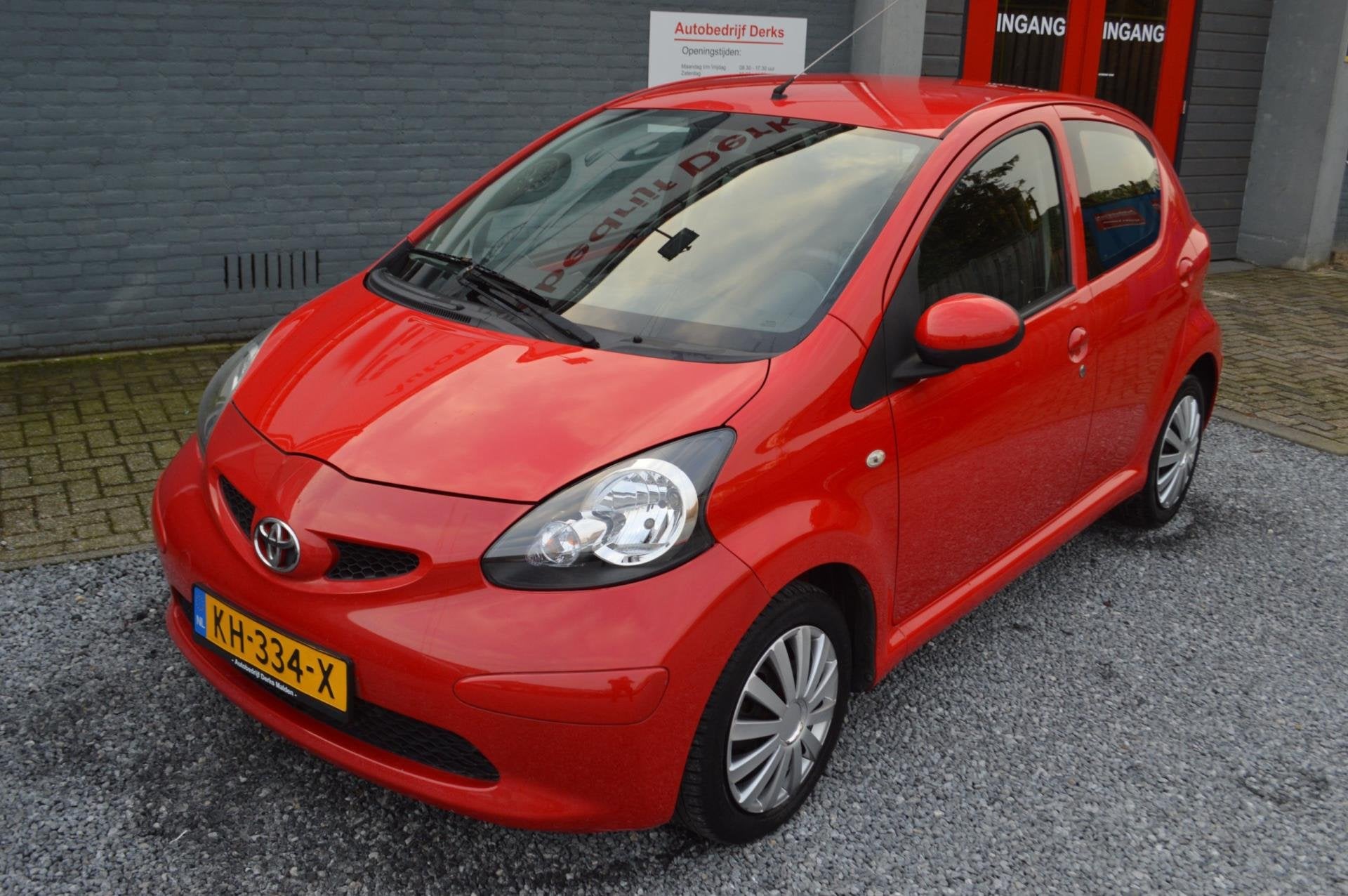 Foto 2 van Toyota Aygo 1.0-12V Airco 5Drs Stuurbekrachtiging Jaar Garan