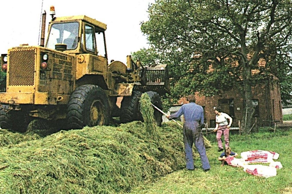37287 Hooge Mierde N Br 1979 Gelopen met postzegel, Verzamelen, Ansichtkaarten | Nederland, Ophalen of Verzenden, 1960 tot 1980