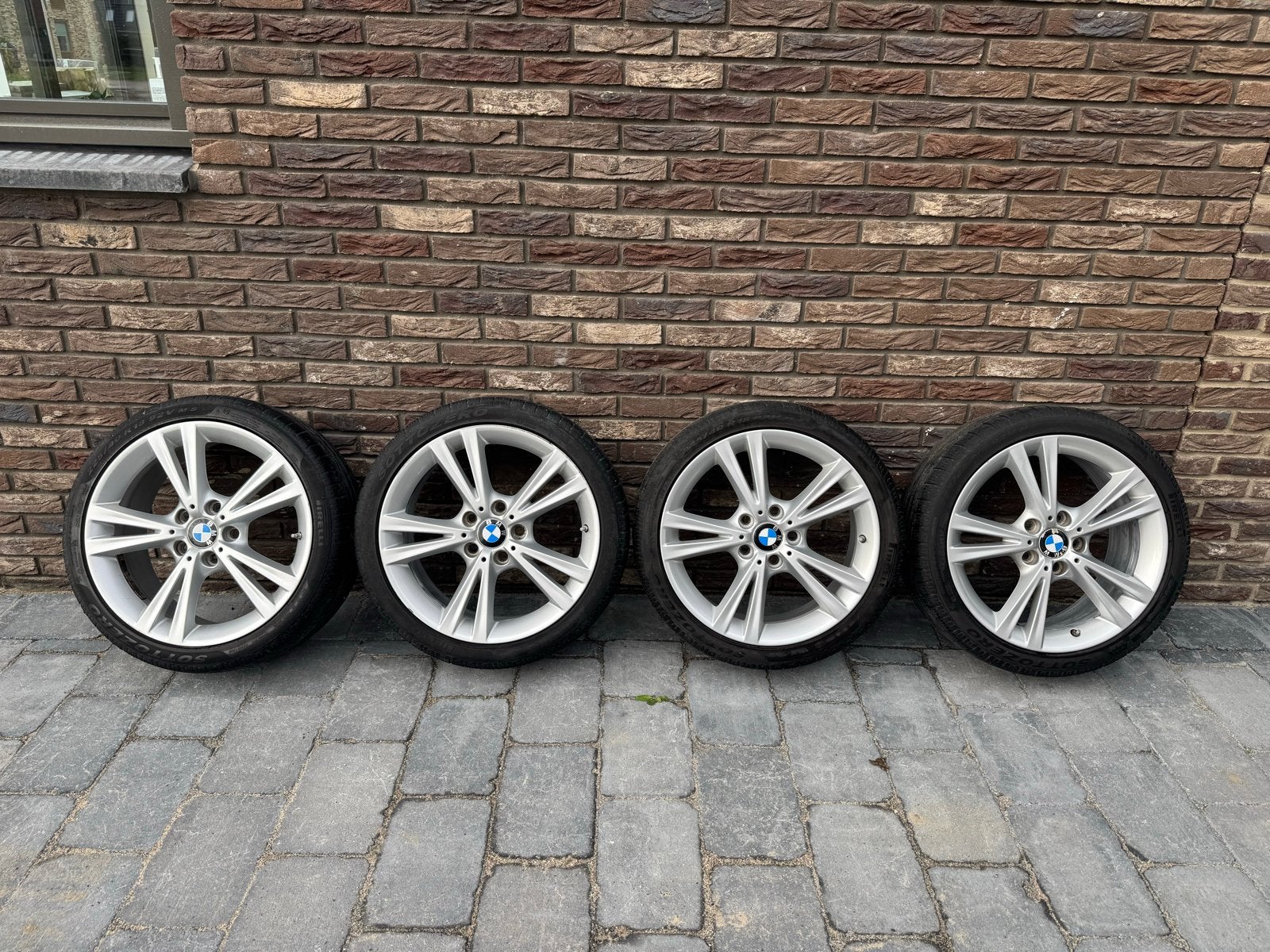 BMW 18 inch style 385 velgen met winterbanden, Ophalen, 18 inch, Gebruikt, Banden en Velgen