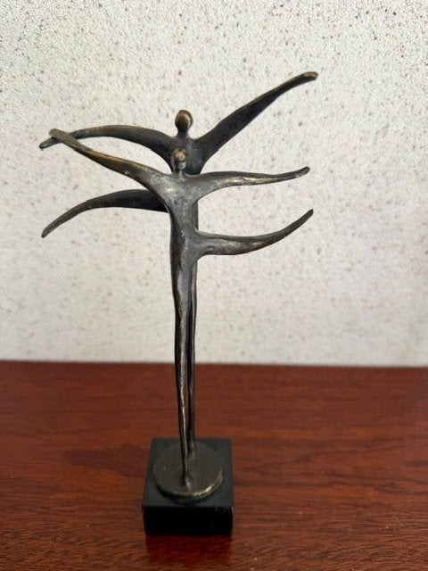Verbronsde Sculptuur Corry van Ammerlaan, Groep mensen, Minder dan 20 cm, Ophalen of Verzenden, Zwart