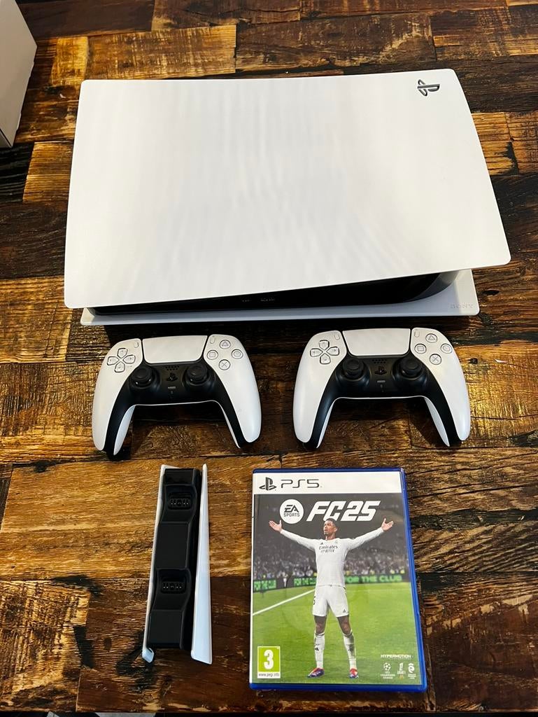PlayStation 5 Disc Editie + 2 Controllers en Oplaadstation, Ophalen, Zo goed als nieuw, Playstation 5