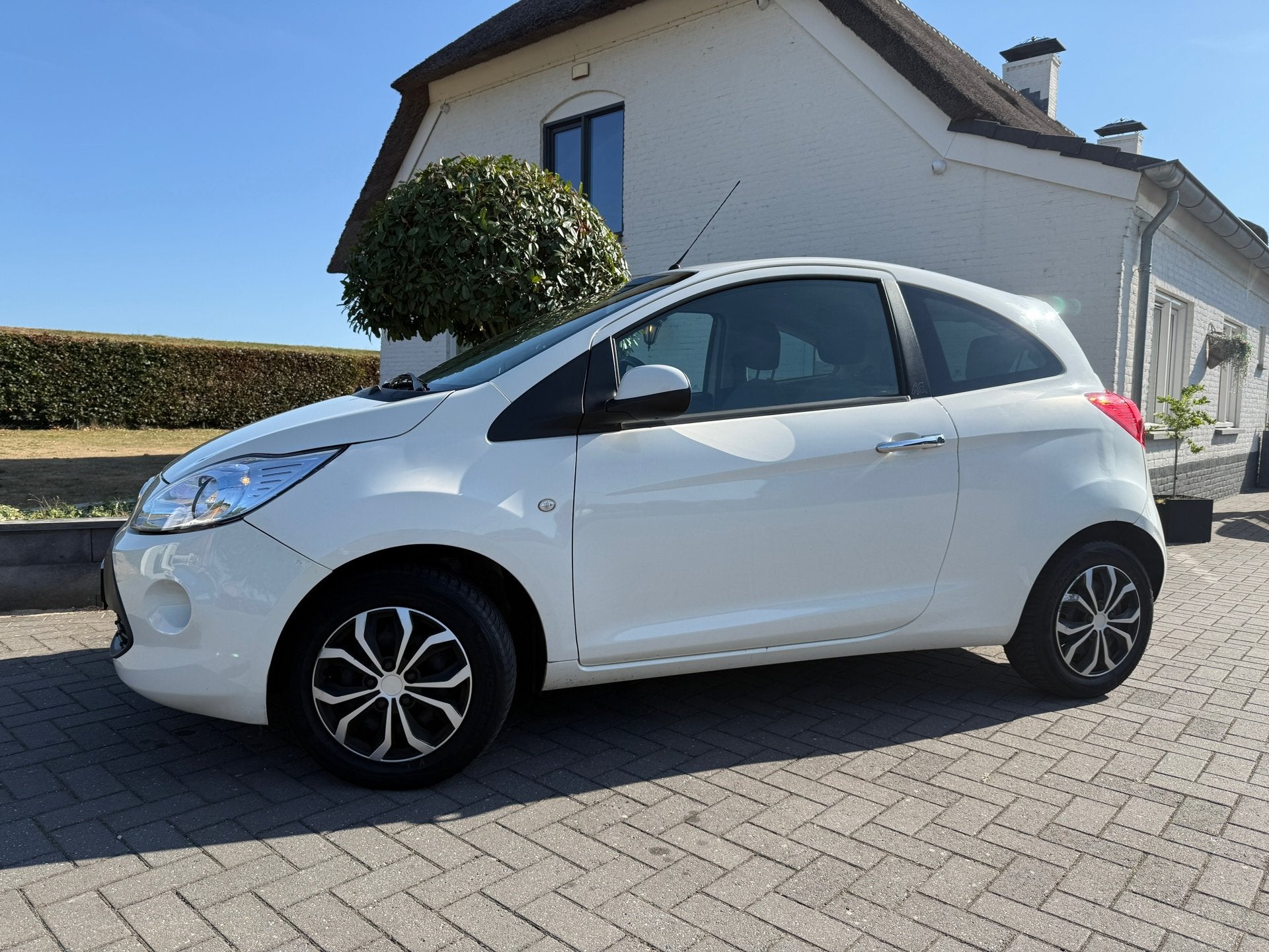 Ford Ka 1.2 Titanium X / Bj: 2010 / Airco, Auto's, Voorwielaandrijving, Gebruikt, 1242 cc, 4 cilinders