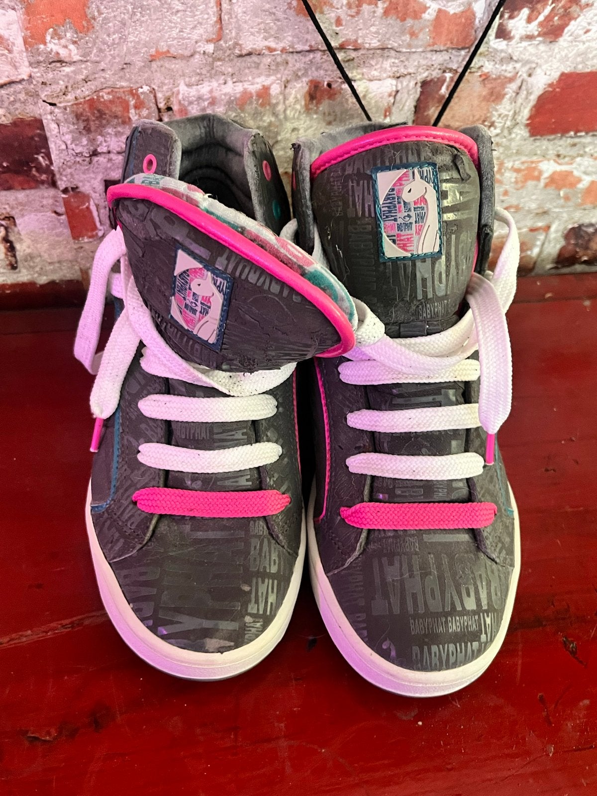 Baby Phat Sneakers Maat 38.5 - Grijs/Roze, Ophalen of Verzenden, Gedragen, Grijs, Sneakers of Gympen