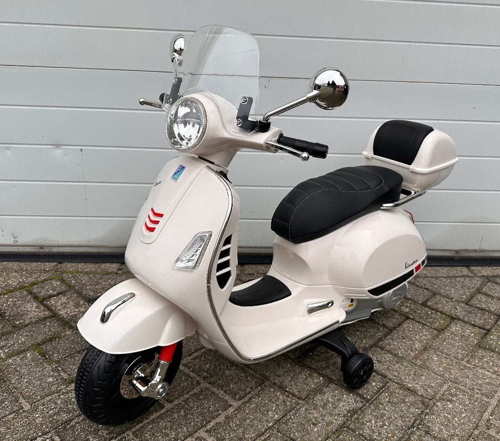 Vespa GTS Super 12v scooter wit Leer / MP3 / AUX verlichtin, Nieuw