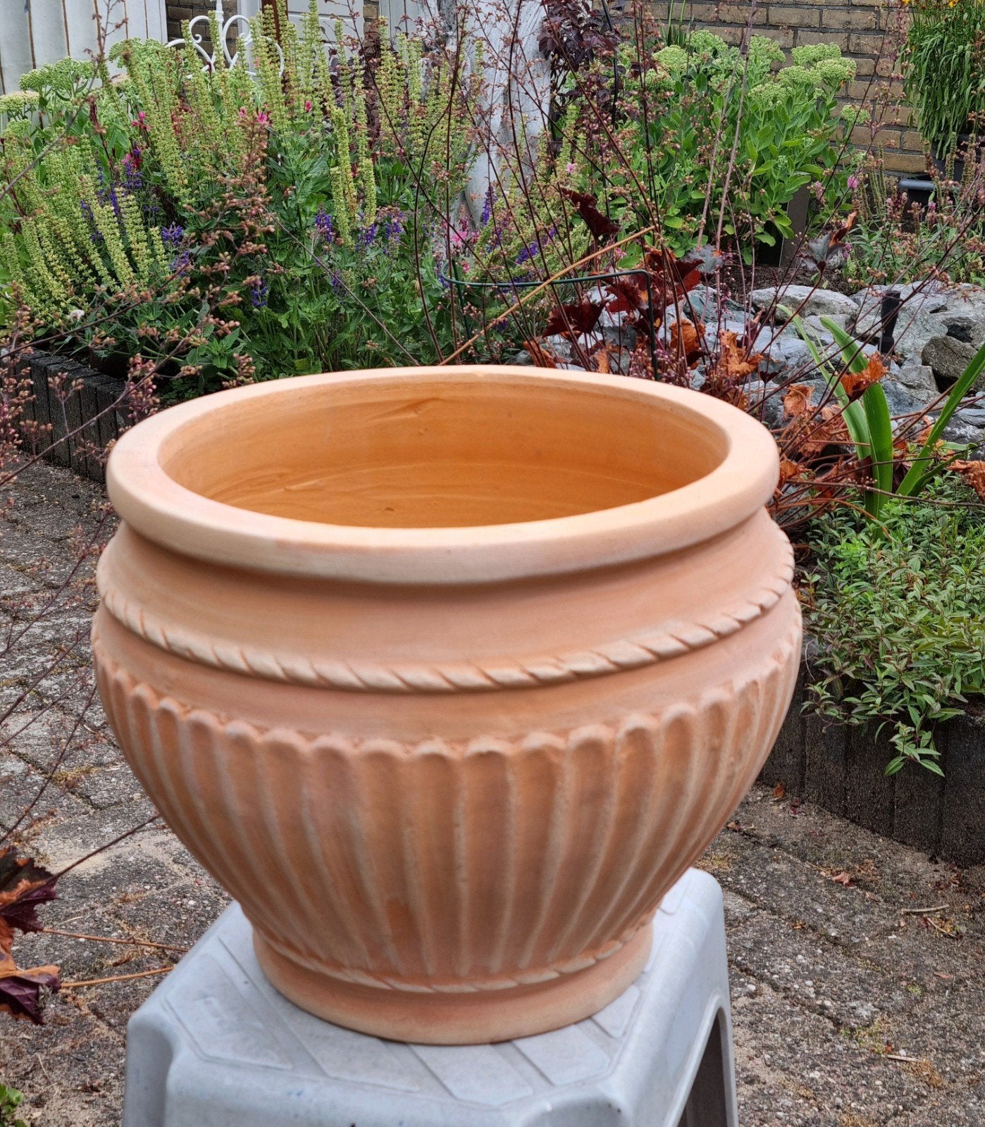 🪴  Royale Plantenbak bol model  terracotta naturel, Tuin en Terras, Bloempotten, Rond, Zo goed als nieuw, Minder dan 40 cm, Terracotta