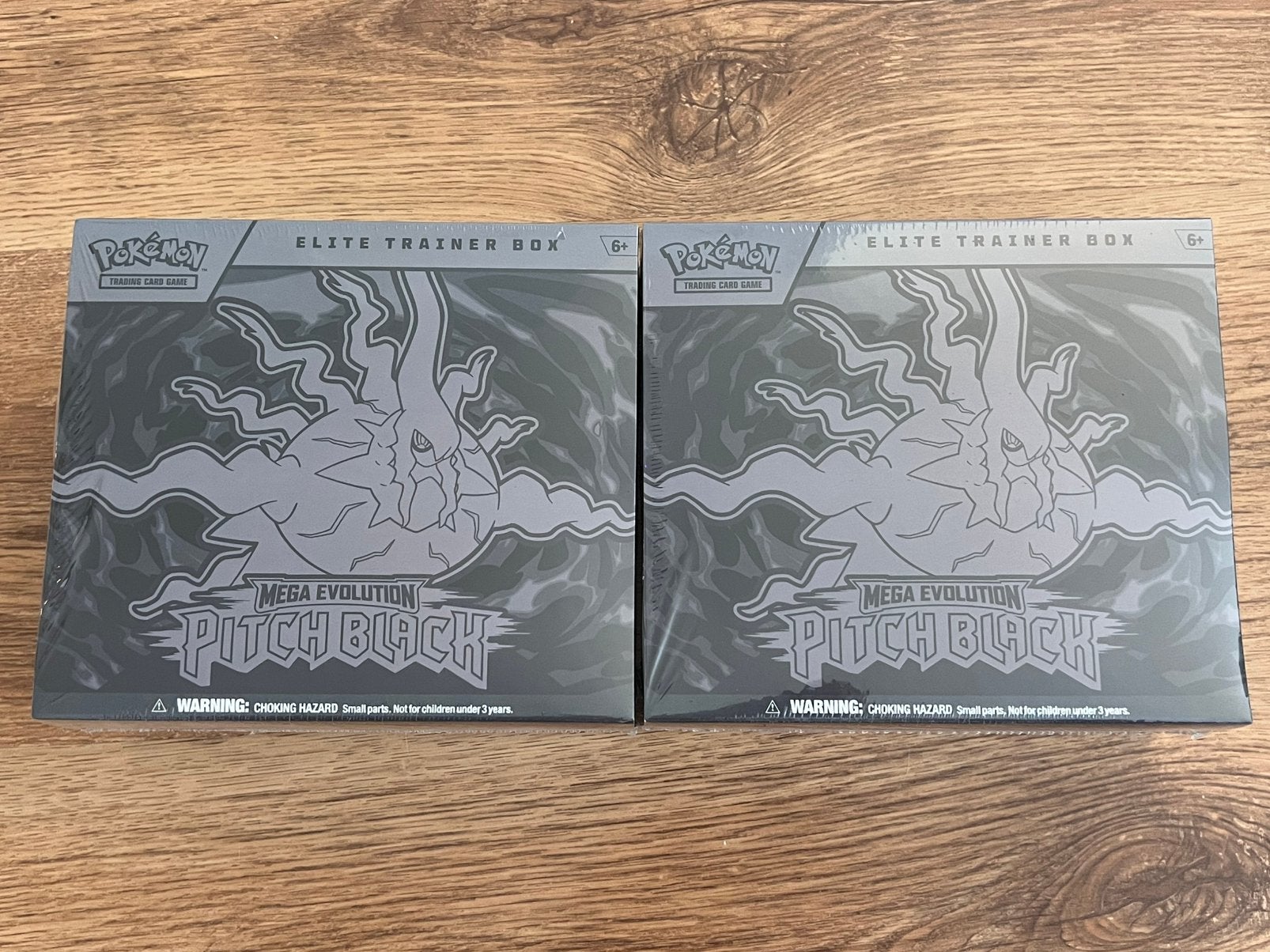 Pokemon Pitch Black Elite Trainer Box ETB, Ophalen of Verzenden, Zo goed als nieuw, Boosterbox