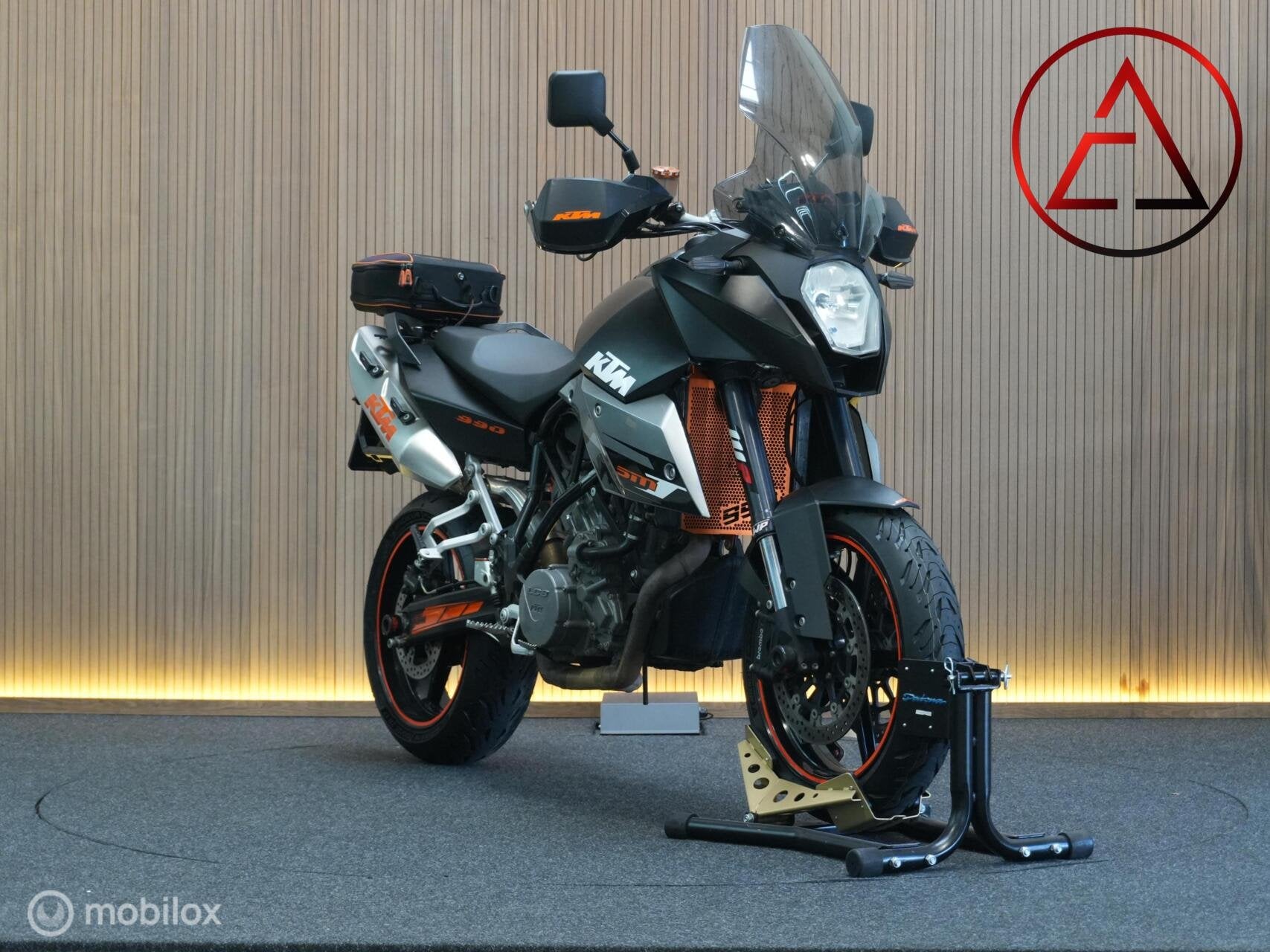 KTM 990 Supermoto T '09 | LeoVince | 63d km, Motoren, KTM, Bedrijf, Meer dan 35 kW, Overig