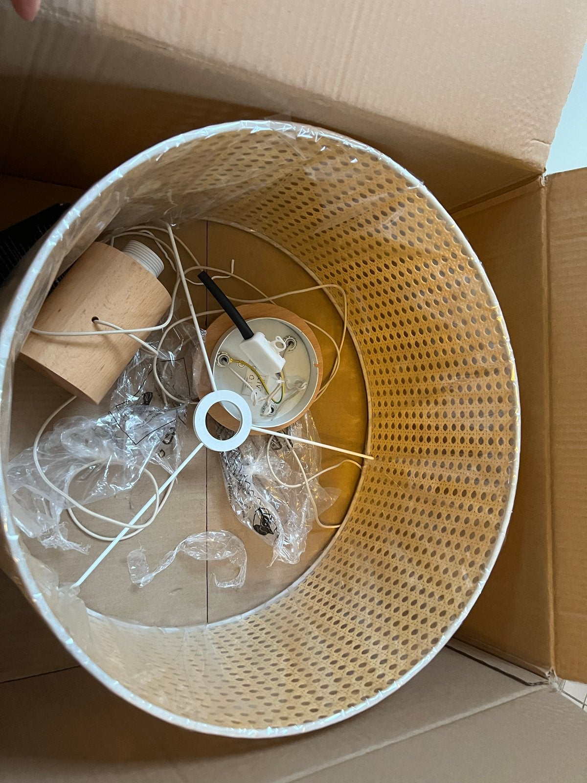 Nieuwe rotan hanglamp, Ophalen of Verzenden, Nieuw, Natuurlijk materiaal