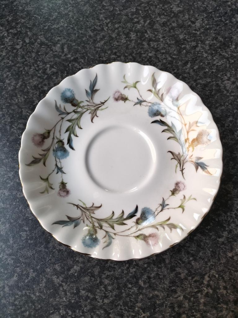 Royal Albert Brigadoon schotel, Ophalen of Verzenden, Zo goed als nieuw, Porselein, Kop en/of schotel