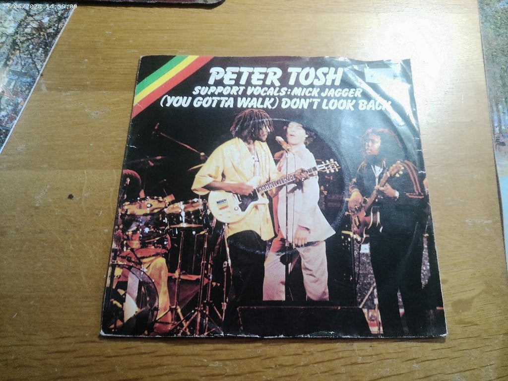 Peter Tosh & Mick Jagger - Don't look back, Fotohoes, Ophalen of Verzenden, Gebruikt, Pop