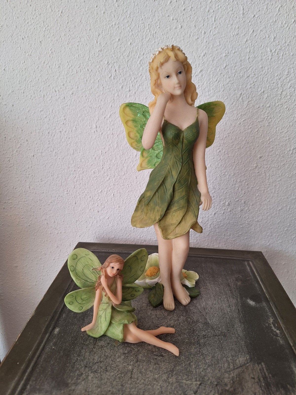 Set van 2 Fantasy Elfjes Beeldjes - Decoratie, Ophalen of Verzenden, Gebruikt, Fantasy