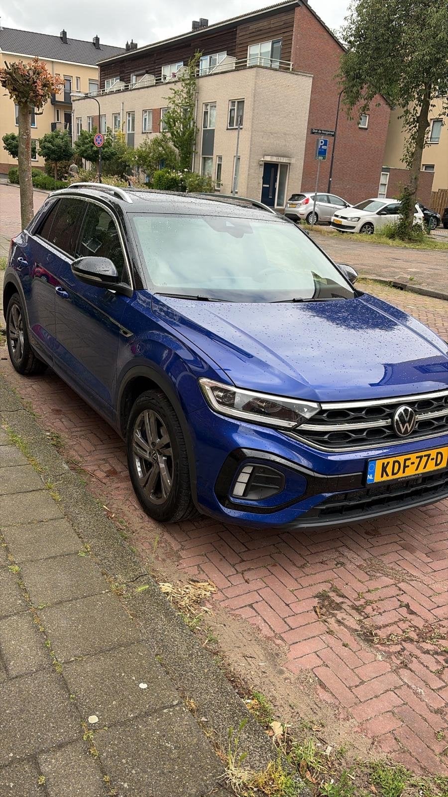 Volkswagen T-Roc 1.5 TSI R Line IQ|DSG|Pano|Trek, Auto's, 1498 cc, 4 cilinders, Blauw, Parkeerassistent