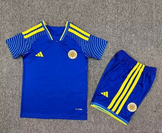Curaçao kids tenue WK 26, Maat XS of kleiner, Ophalen of Verzenden, Nieuw, Set