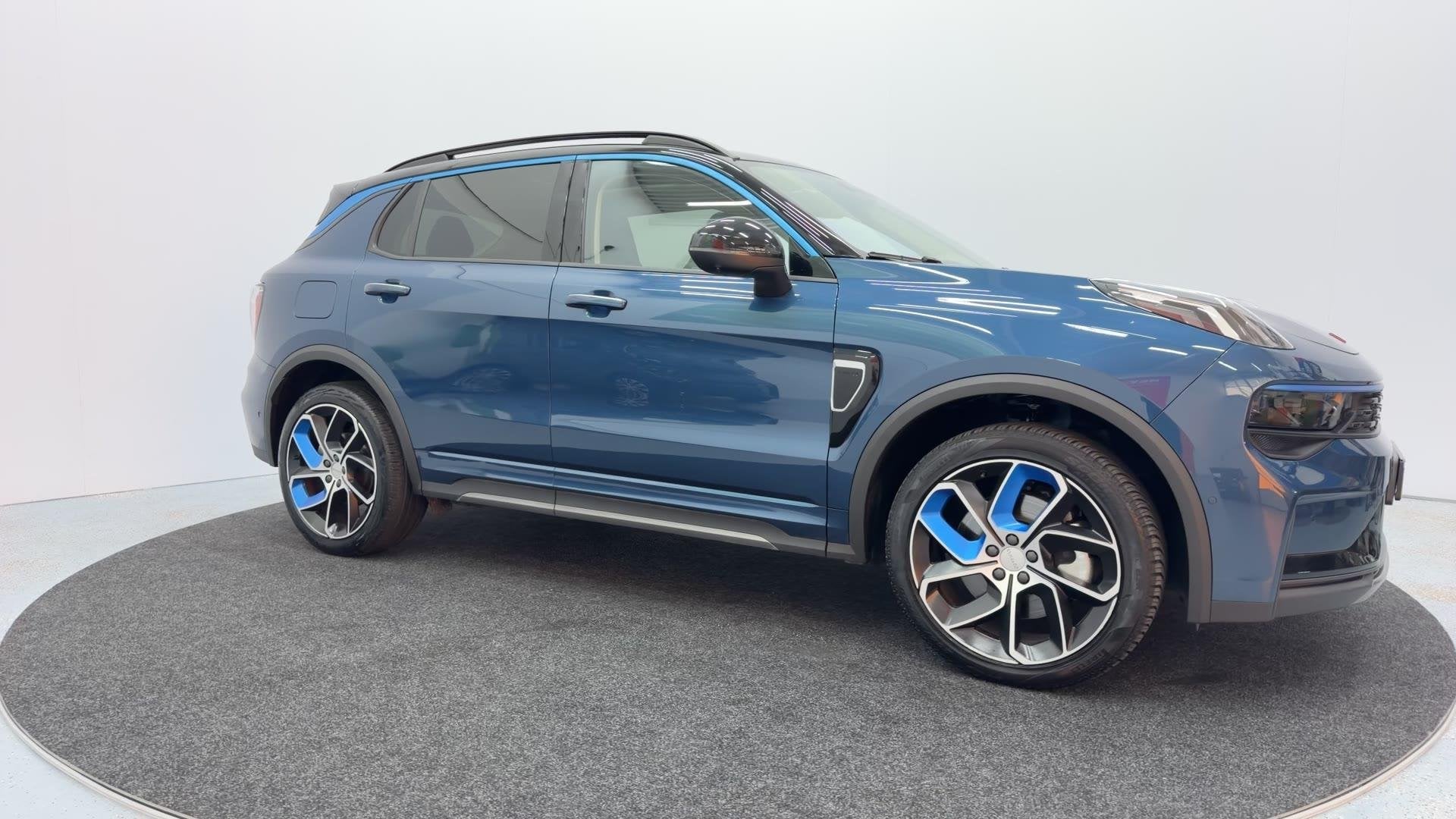 Lynk en Co 01 1.5 MY22 – Luxe voor de handige koper!, Auto's, Stof, Euro 6, Met garantie (alle), Blauw