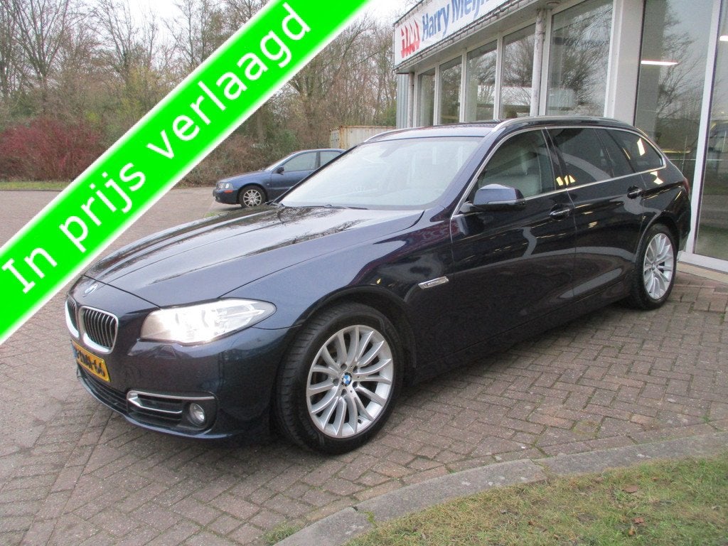 BMW 5 Serie Touring 520i Luxury Edition Goedkoopste van NL!, Automaat, Automatische klimaatregeling, Gebruikt, 4 cilinders
