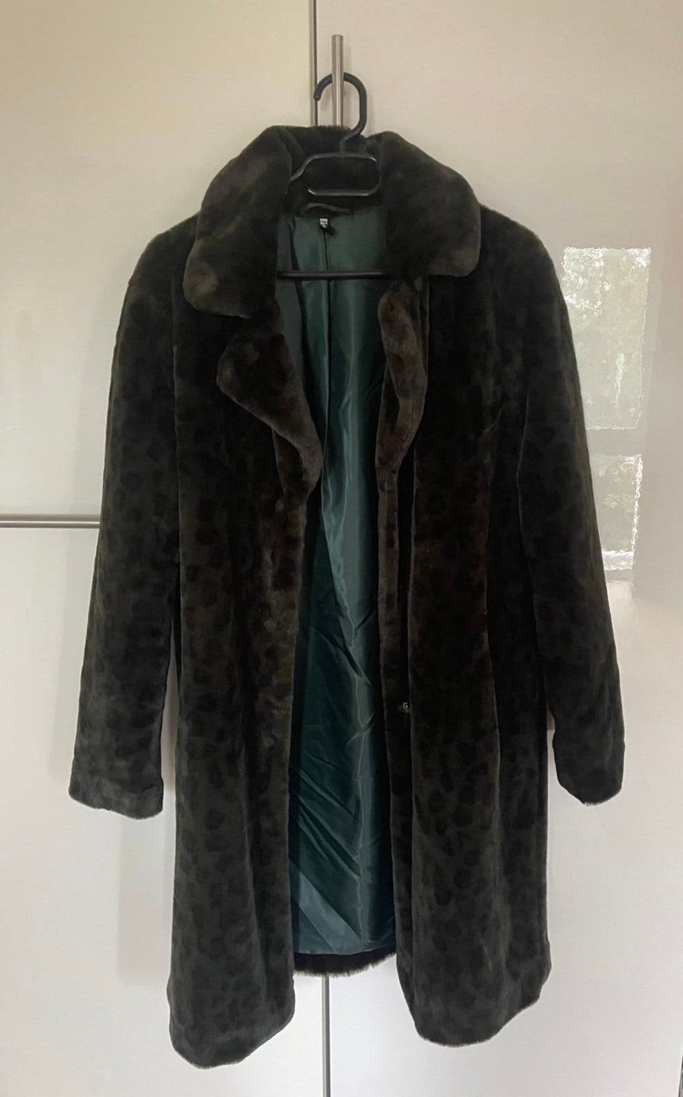NIEUWE lange faux fur jas met dierenprint, maat S., Ophalen of Verzenden, Nieuw, Maat 36 (S), Groen