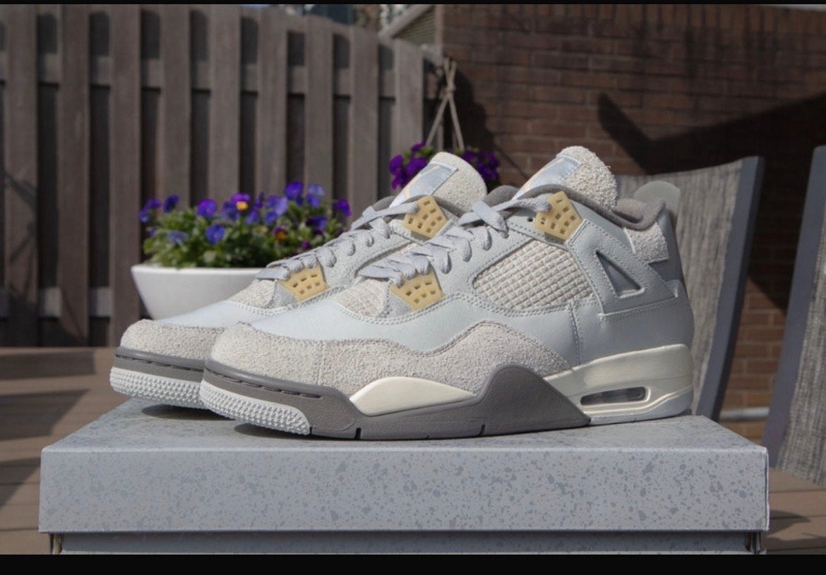 Air Jordan 4 Retro SE 'Photon Dust' - Maat 46, Ophalen, Nieuw, Overige kleuren, Sneakers of Gympen
