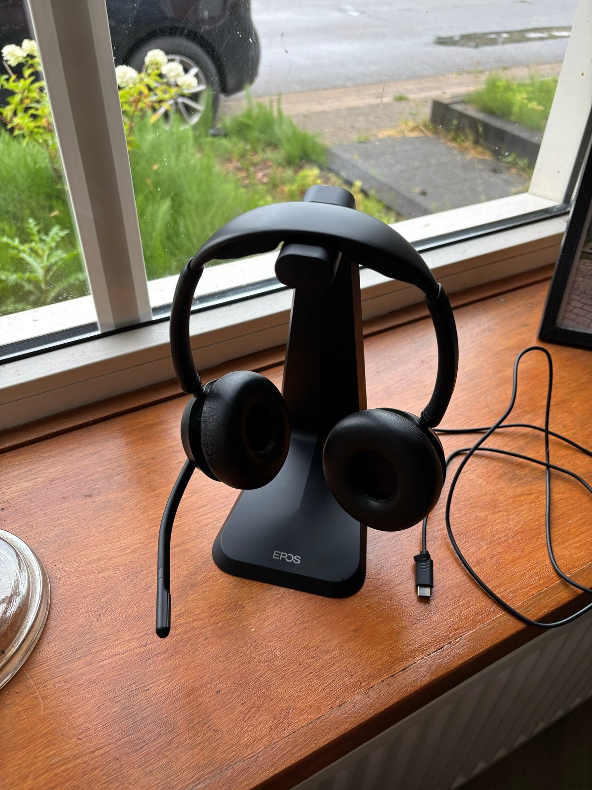 EPOS Headset met oplaadstation, On-ear, Zo goed als nieuw, Microfoon, Zwart