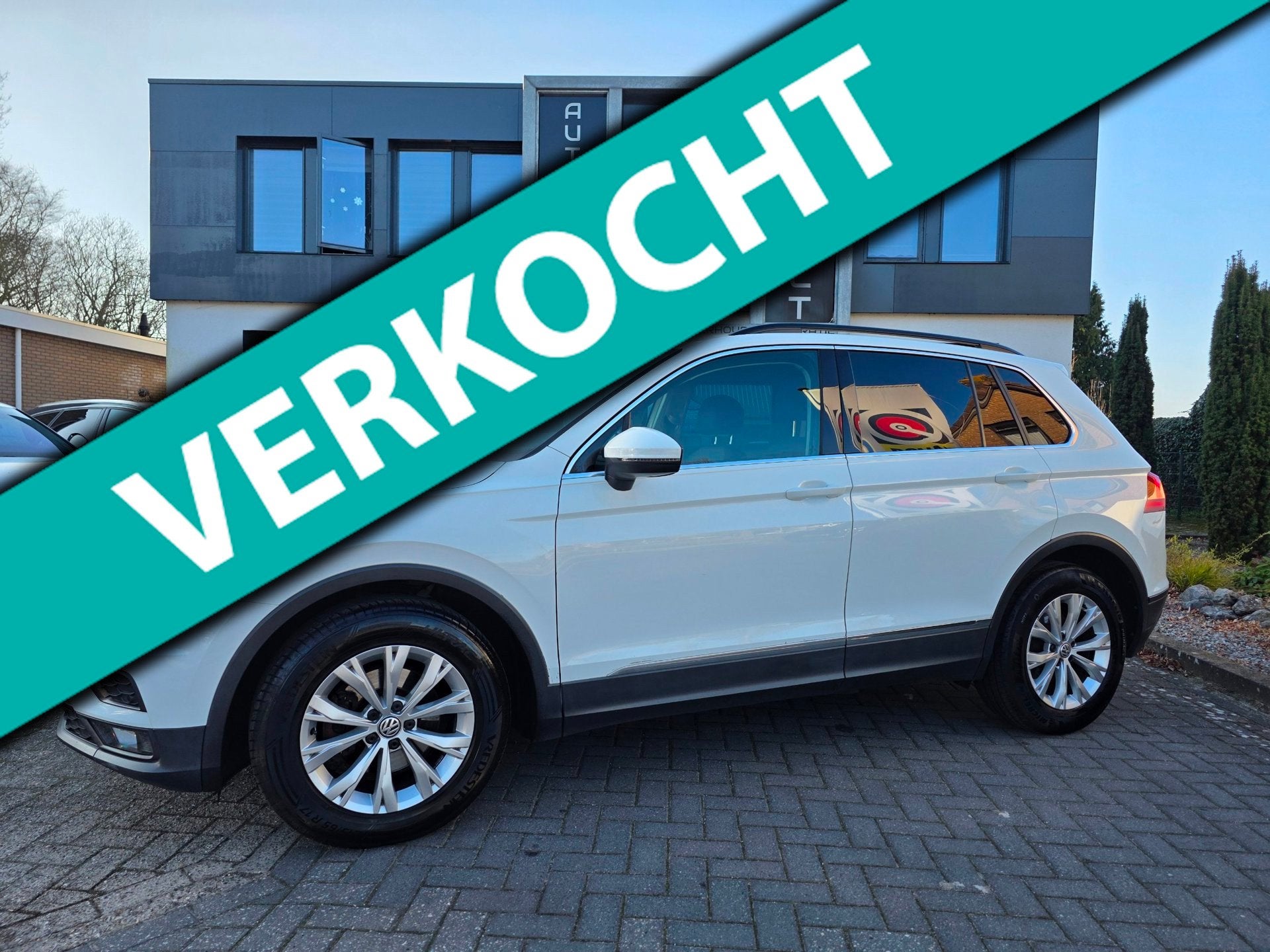 Volkswagen Tiguan 1.4 TSI ACT Comfortline |automaat|trekhaak, Stof, 150 pk, Wit, Origineel Nederlands