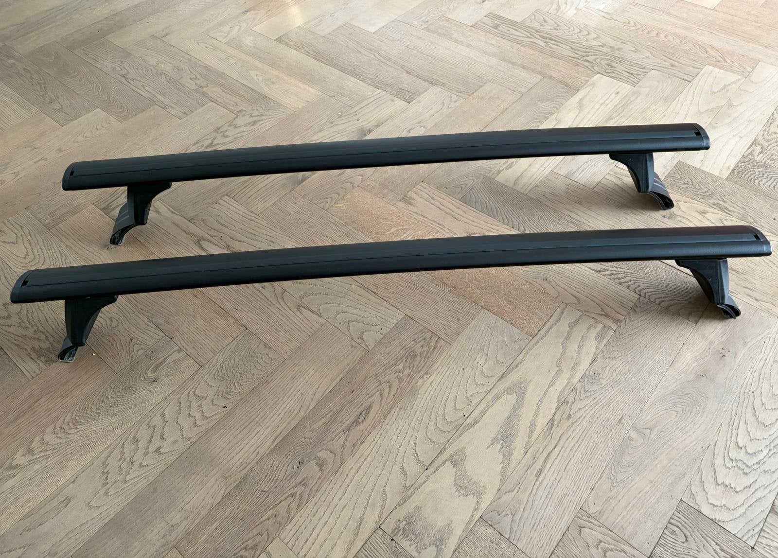 Dakdragers Cruz Airo Dark T (925-775), Auto diversen, Dakdragers, Ophalen, Zo goed als nieuw
