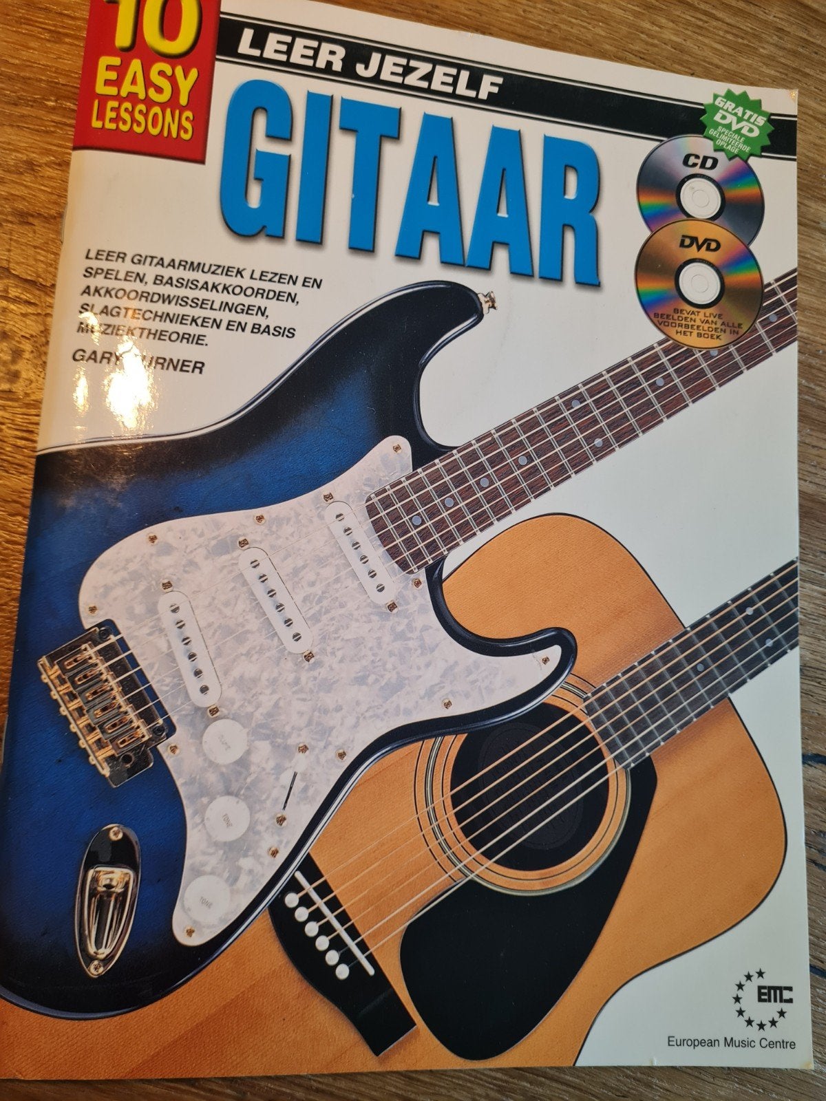 Leer Jezelf Gitaar Boek met CD & DVD - 10 Easy Lessons, Ophalen of Verzenden, Klassieke of Spaanse gitaar