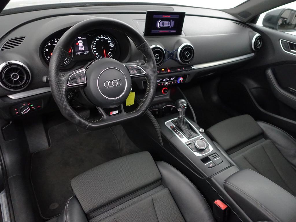 Audi A3 Limousine 1.4 TFSI CoD Ambition Pro Line S Panoramad, Gebruikt, 4 cilinders, Met garantie (alle), Sedan