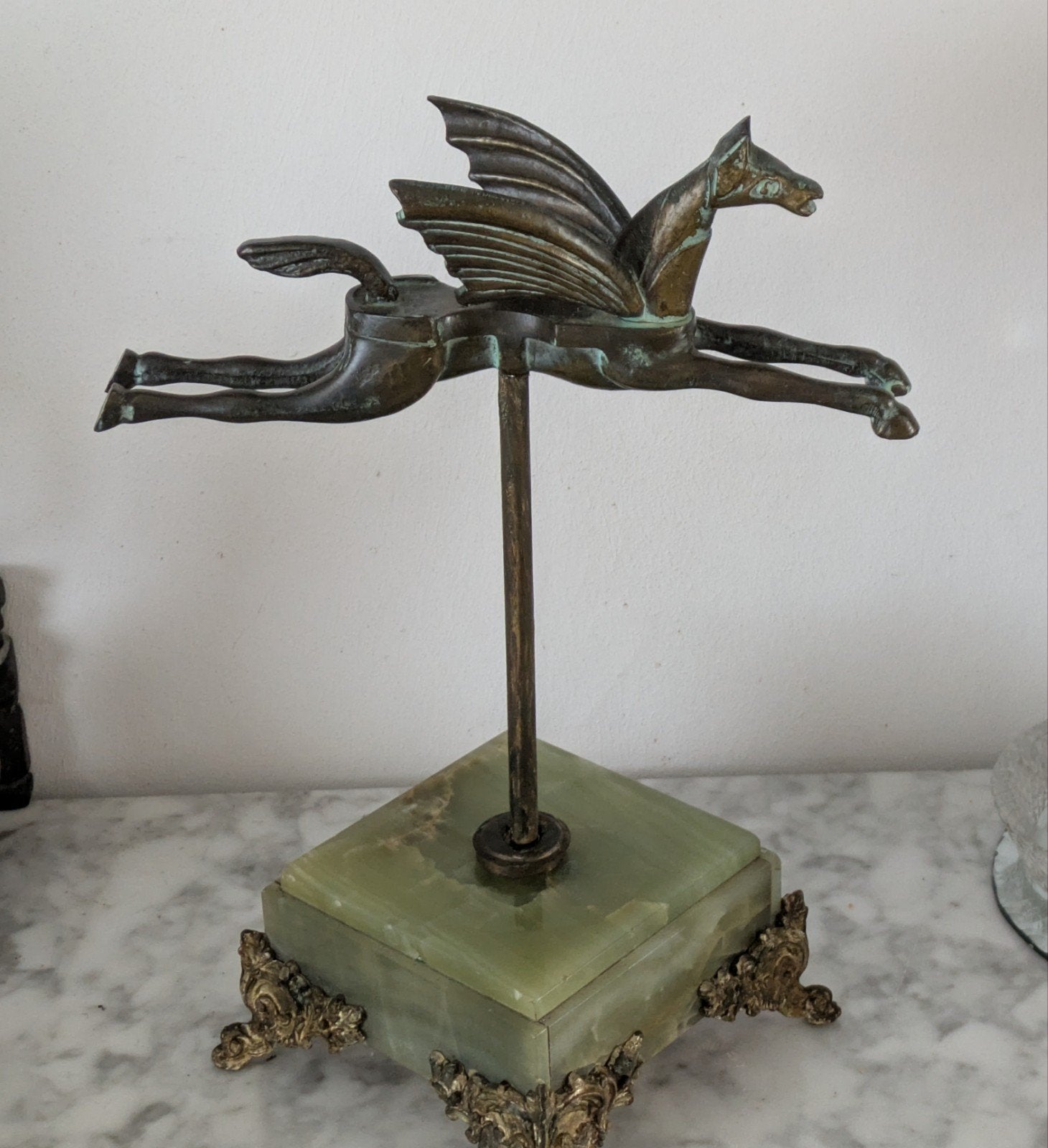 Antieke Bronzen Pegasus sculptuur met prachtige Patina., Ophalen of Verzenden