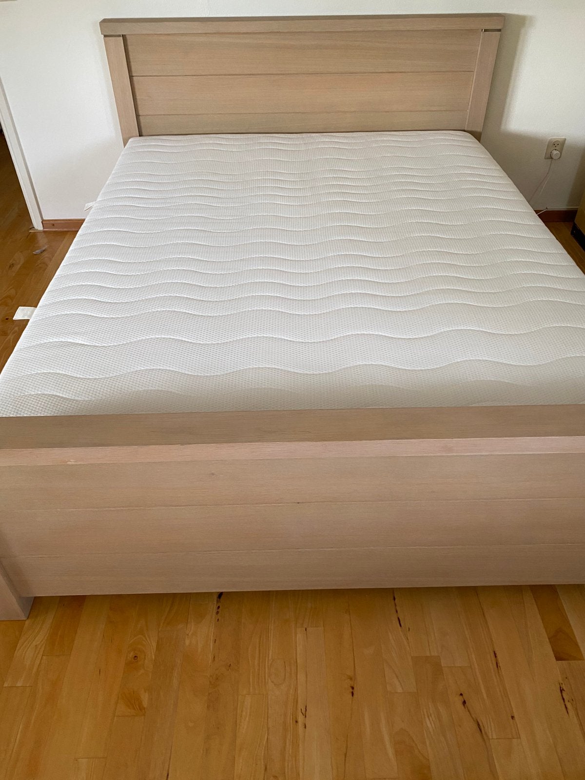Luxe tweepersoonsbed met zgan matras, Ophalen, 210 cm, Tweepersoons, Zo goed als nieuw