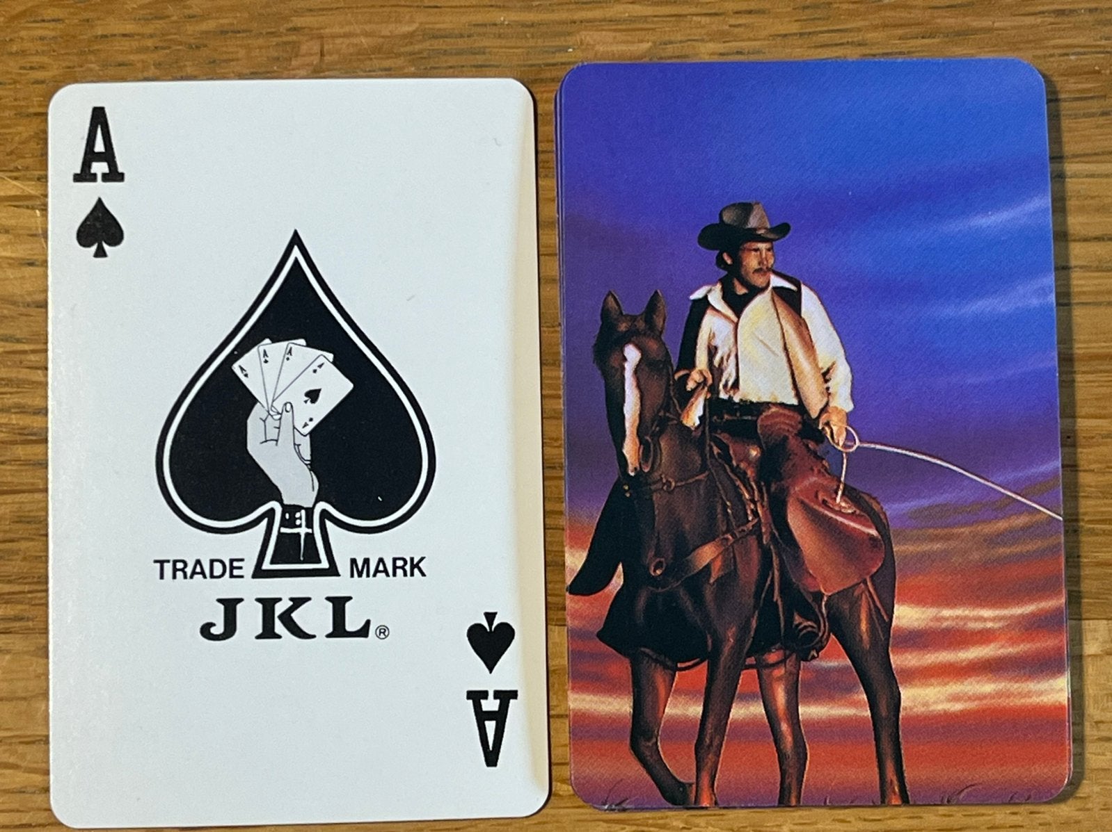 JKL speelkaarten met cowboymotief – compleet met 2 jokers, Verzenden, Gebruikt, Speelkaart(en)