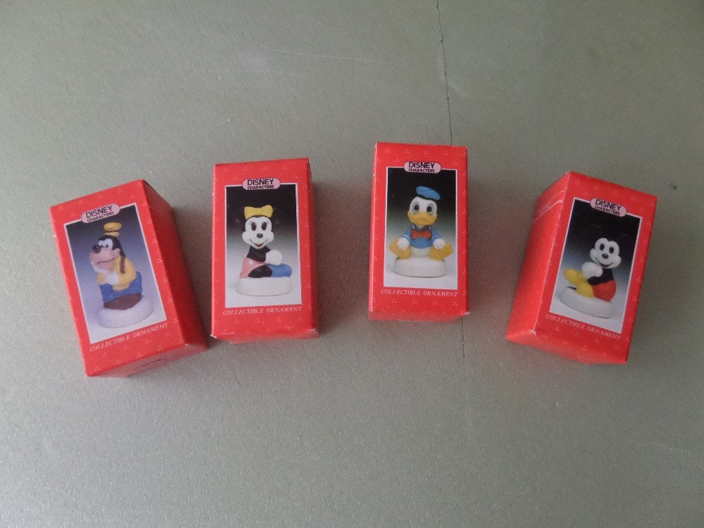 Disney Characters Collectible Ornament (Schmid), Ophalen of Verzenden, Overige figuren, Nieuw, Beeldje of Figuurtje