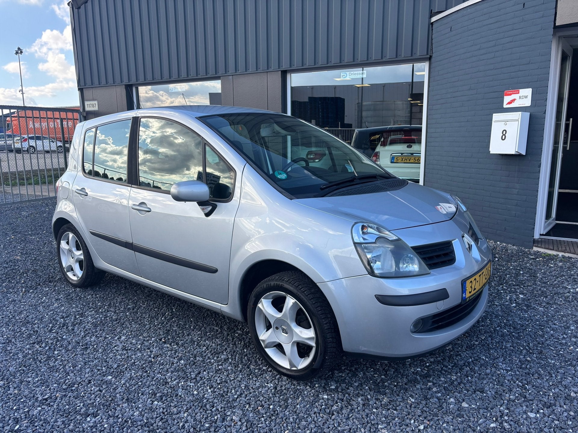 Renault Modus 1.4-16V Dynamique | Clima / Airco | APK 09-202, Voorwielaandrijving, Gebruikt, 4 cilinders, 49 €/maand