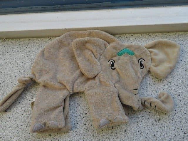 Knuffeldoek olifant van Natalis DSW zacht grijs velours, Grijs, Ophalen of Verzenden, Zo goed als nieuw, Middelgroot (20 tot 80 cm)
