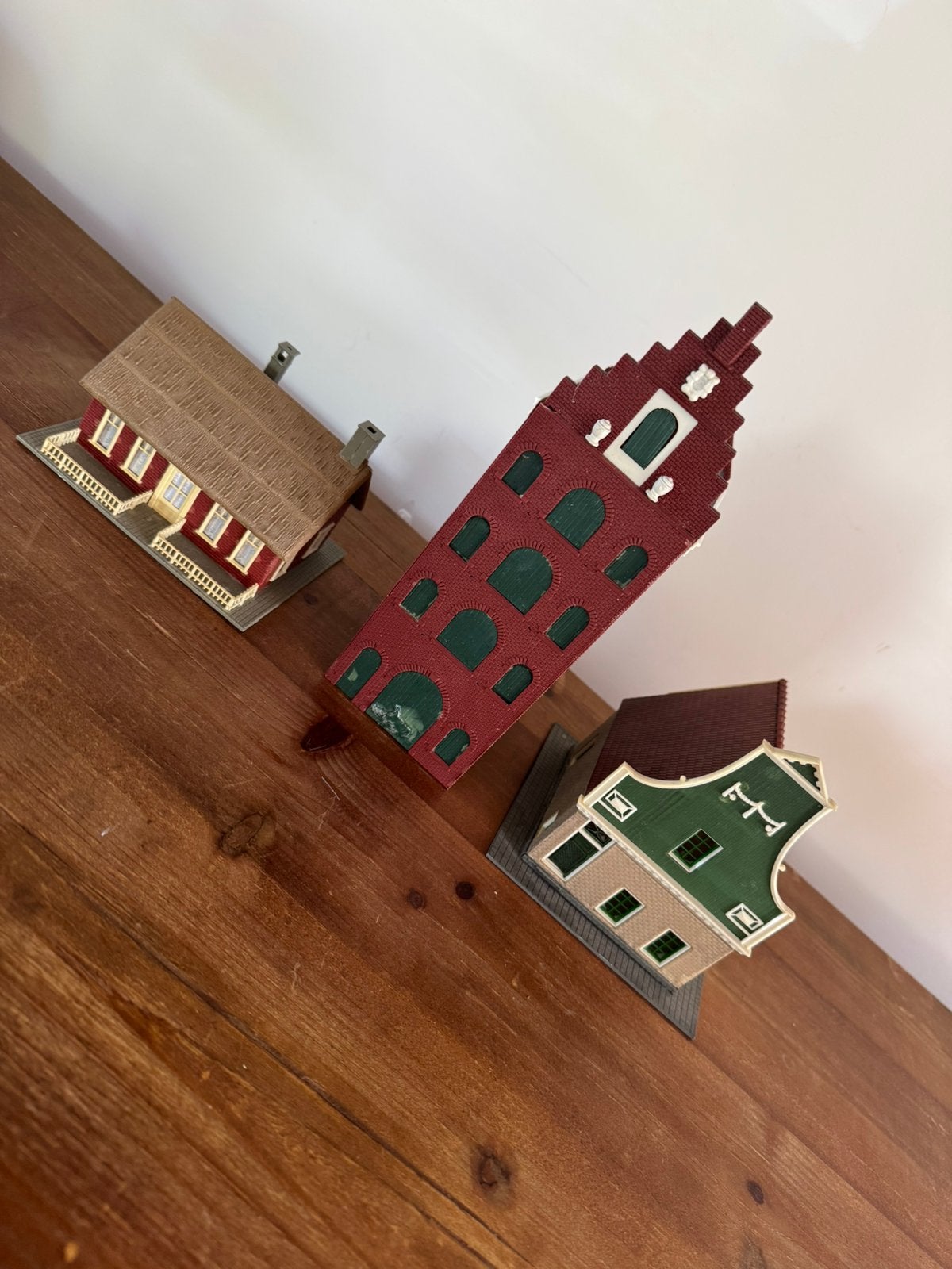 Zaans huisje stadspand en boerderij 1:87 pola / faller, Overige merken, Gebruikt, Gelijkstroom of Wisselstroom, Brug, Tunnel of Gebouw