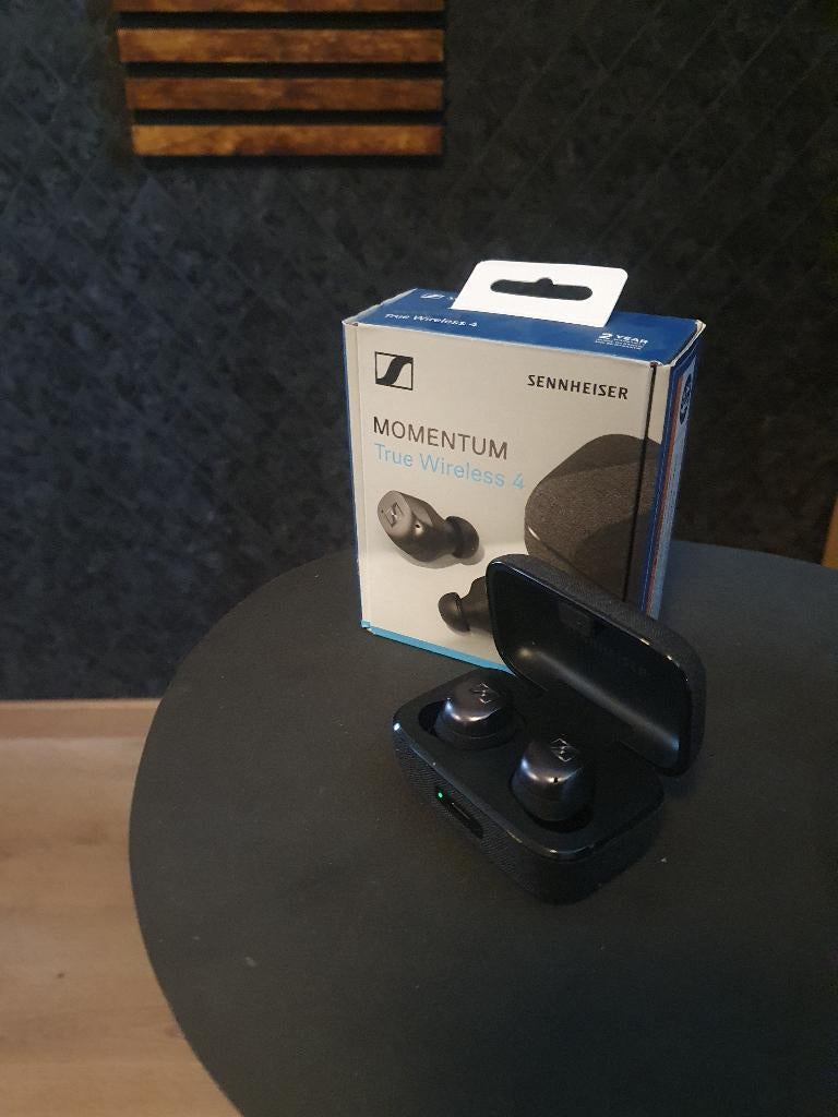 Sennheiser Momentum True 4, Ophalen of Verzenden, Zo goed als nieuw, Sennheiser, Draadloos