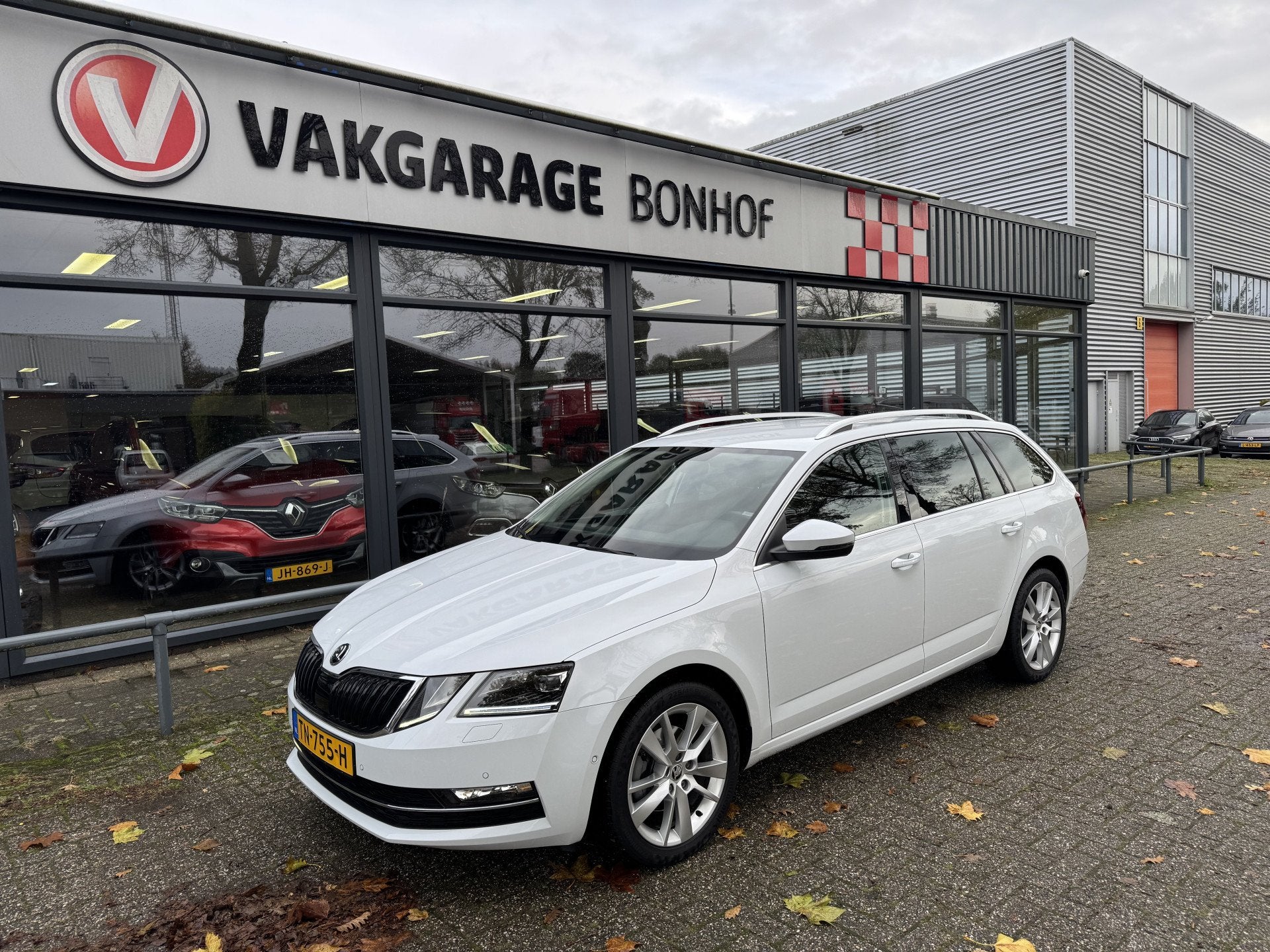Skoda Octavia Combi 1.0 TSI Greentech Style Business AUTOMAA, Auto's, Gebruikt, Euro 6, 116 pk, Wit
