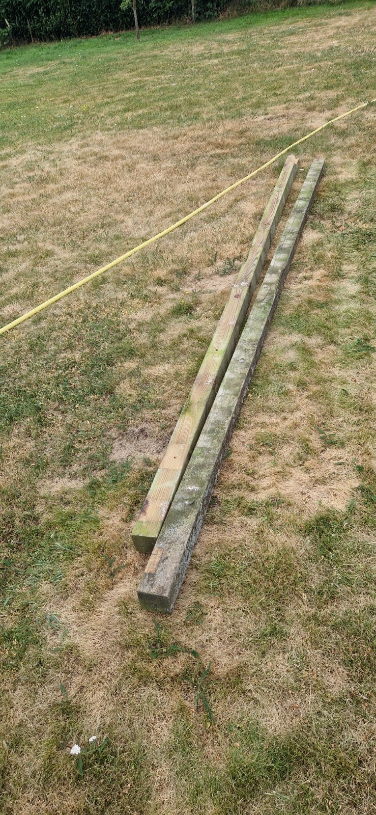 Twee Gebruikte Geïmpregneerde Houten Balken, Gebruikt, Balk, Overige houtsoorten, Ophalen