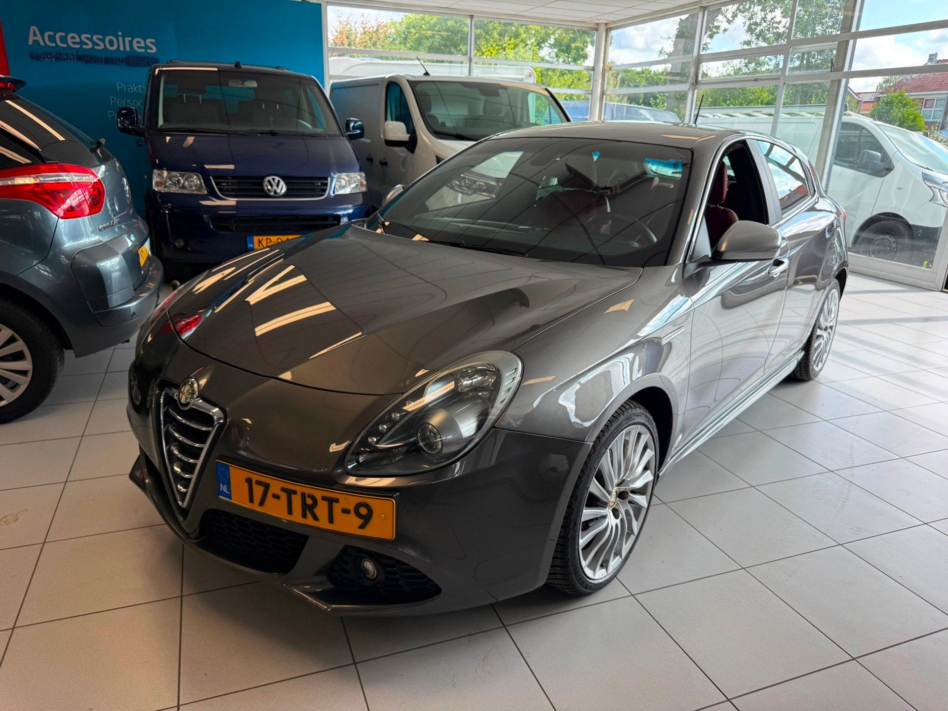 Alfa Romeo Giulietta 1.4 T Distinctive, Euro 5, 4 cilinders, Start-stop-systeem, 19 km/l