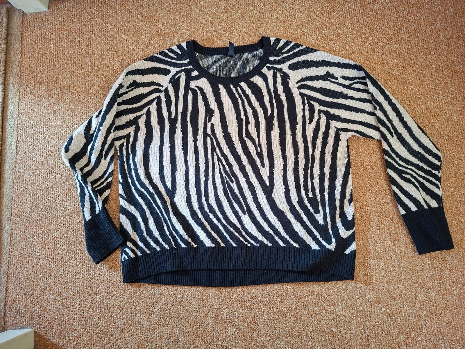 Ekept zebraprint zwart beige goud kleuren M, Ophalen of Verzenden, Zo goed als nieuw, Zwart