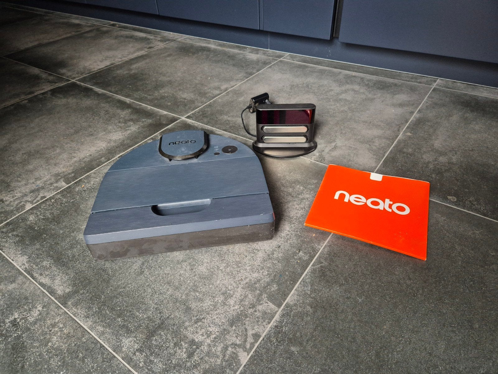Neato D9 Robotstofzuiger, Witgoed en Apparatuur, Gebruikt, Robotstofzuiger, Neato, Reservoir
