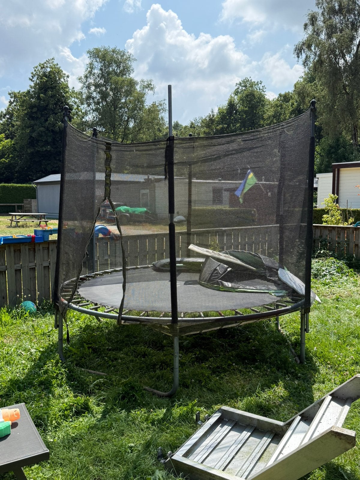 Trampoline gratis, Kinderen en Baby's, Speelgoed | Buiten | Trampolines, Ophalen, Gebruikt